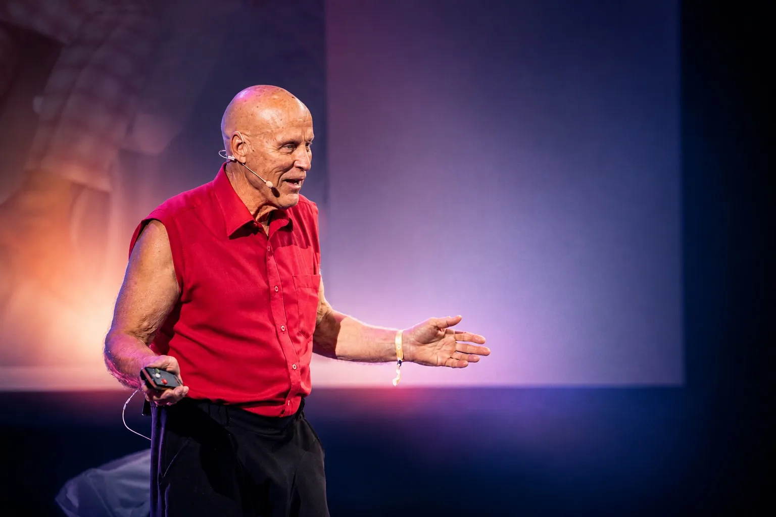 Vessi Jalkanen at HOLOLIFE Summit 2025 Europe