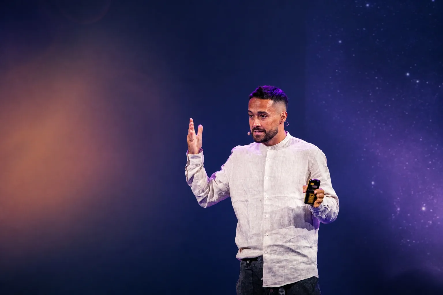 Pavel Aeon at HOLOLIFE Summit 2025 Europe