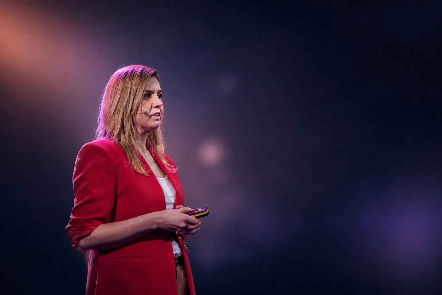 Veronika Allas at HOLOLIFE Summit 2025 Europe